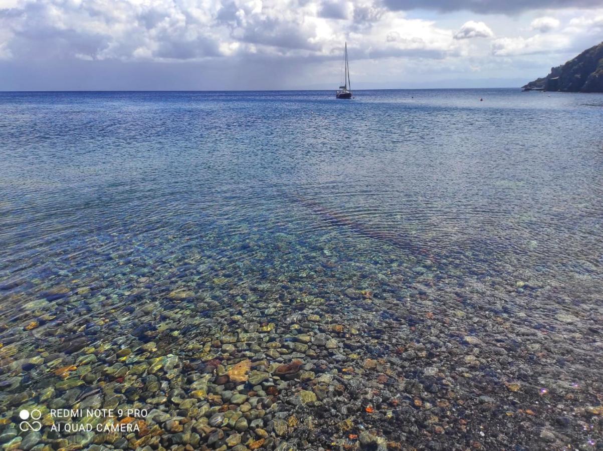 Da Federica Casa Vacanze Baia Porto Delle Genti Ліпарі Екстер'єр фото
